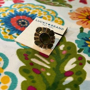 Lucky Brand Gold Ring with Iridescent Green Accents